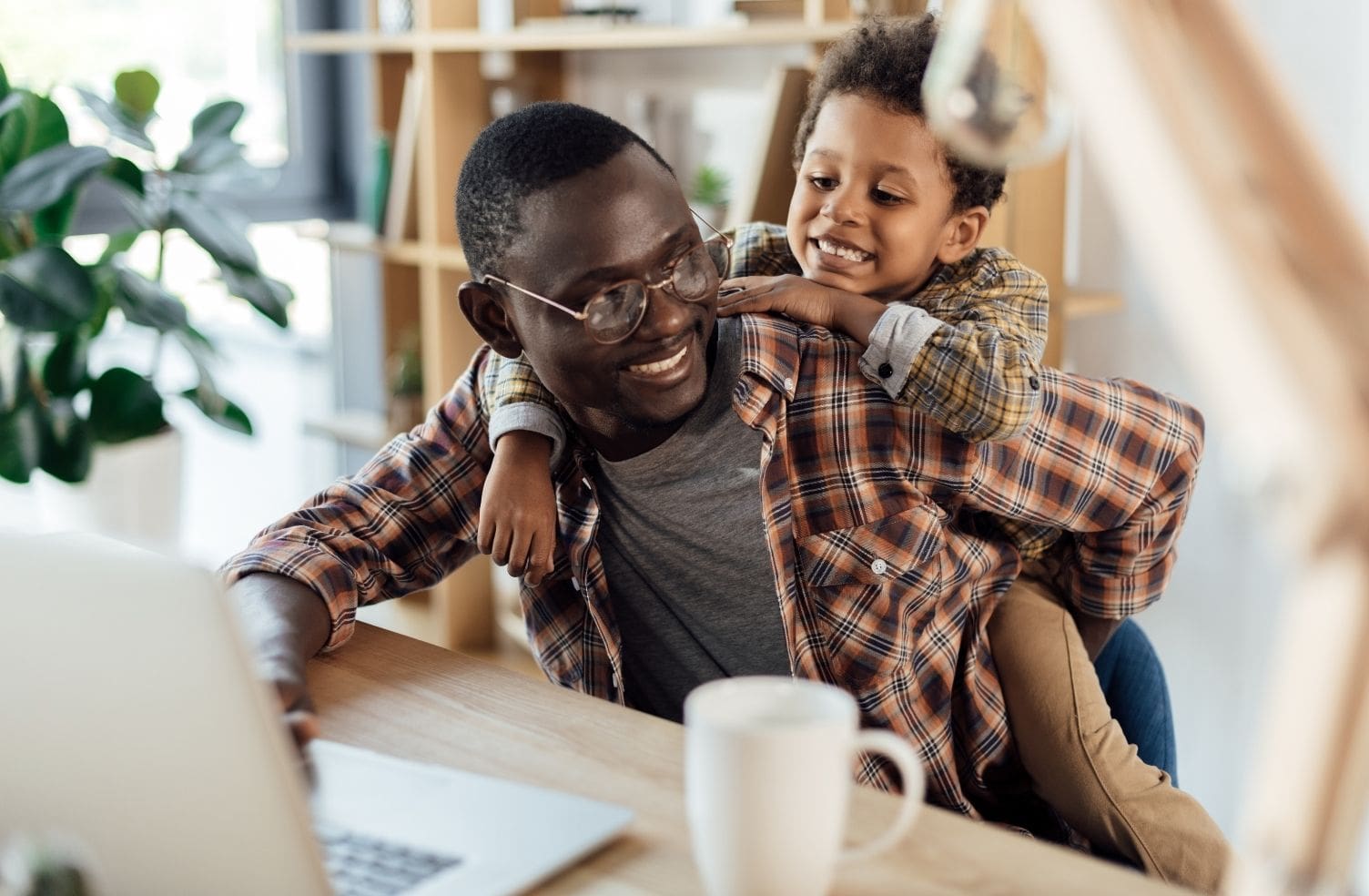 father trying to maintain work and life balance